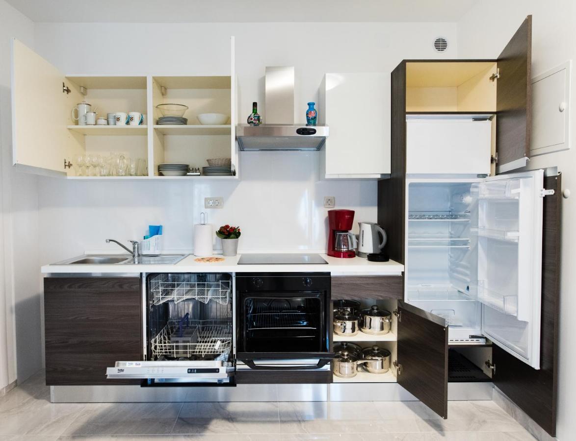 Apartments Care Donji Okrug  Екстер'єр фото